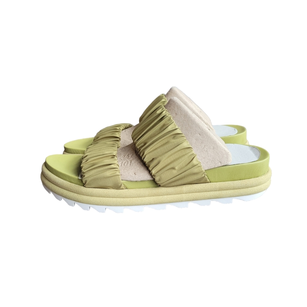 SOREL Olive Roaming Two Strap Slide Sandal Size 10.5